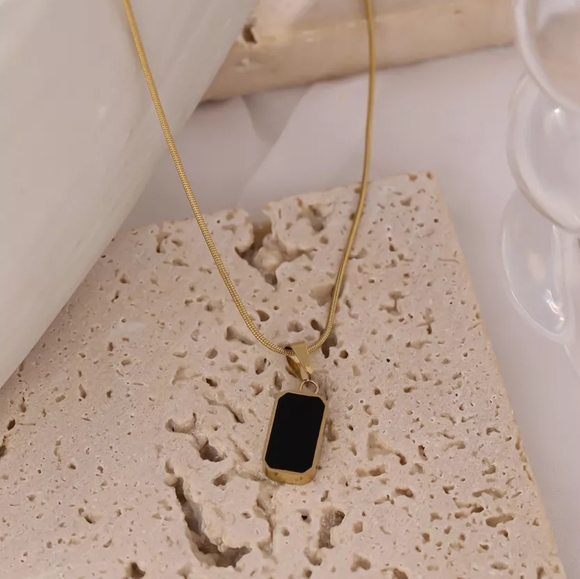 Neat Double-Sided Necklace - Picture 4 of 8